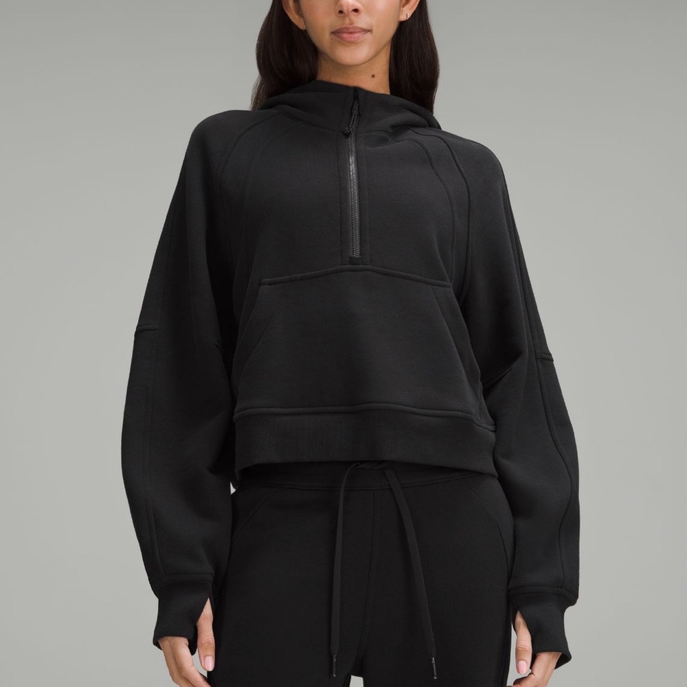 Lululemon Women's Black Hoodie
